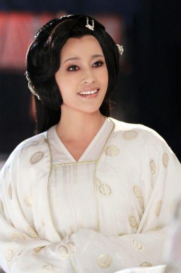 走到人生暮年：殿堂级女神的若干种老法